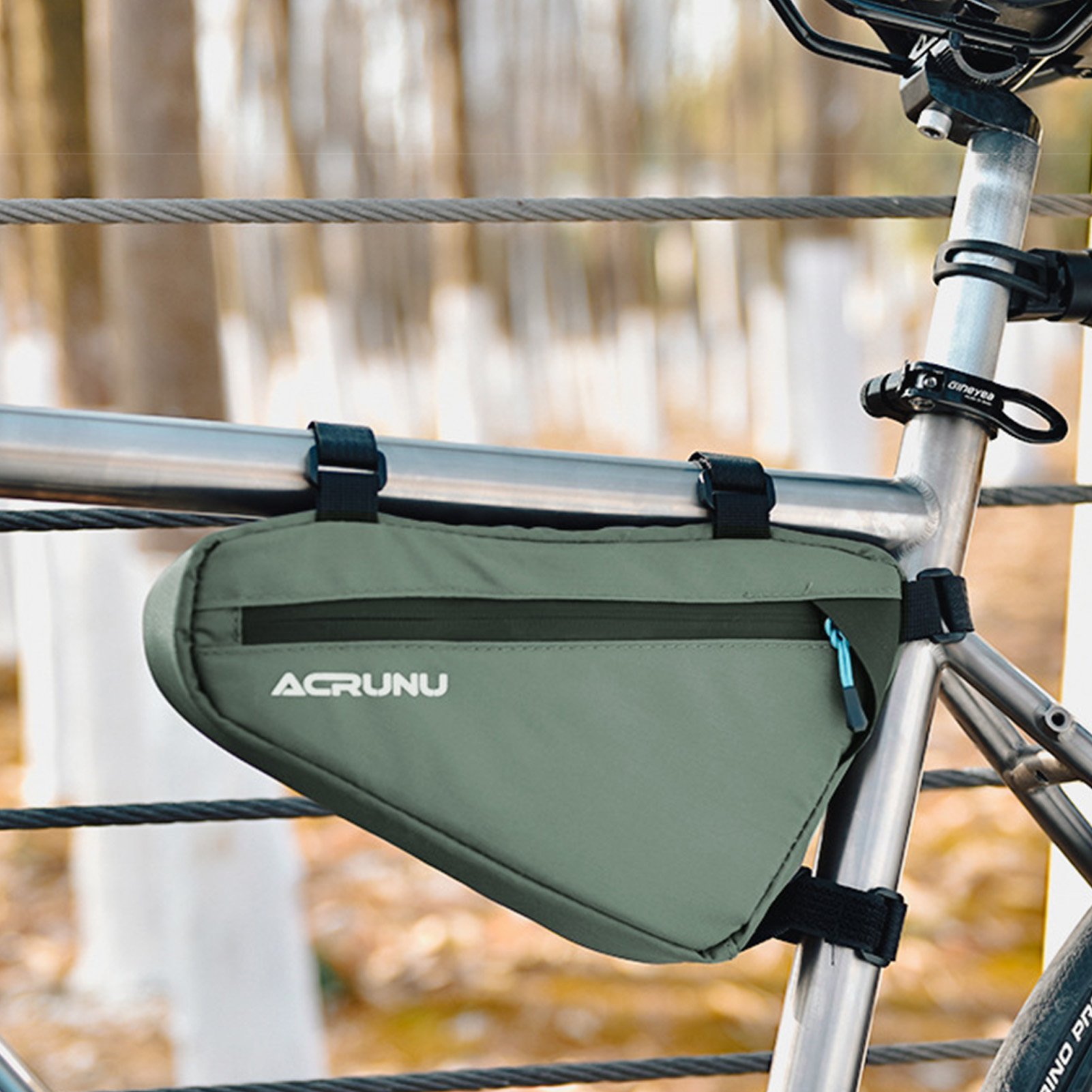 حقيبة دراجة هوائية مثلثة الشكل - مراجعة Cycling Gear Pouch وسعره