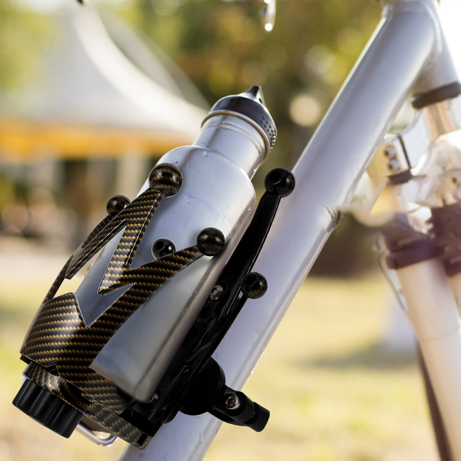 حامل زجاجة ماء للدراجة بتصميم  - مراجعة Cycling Gear Holder وسعره