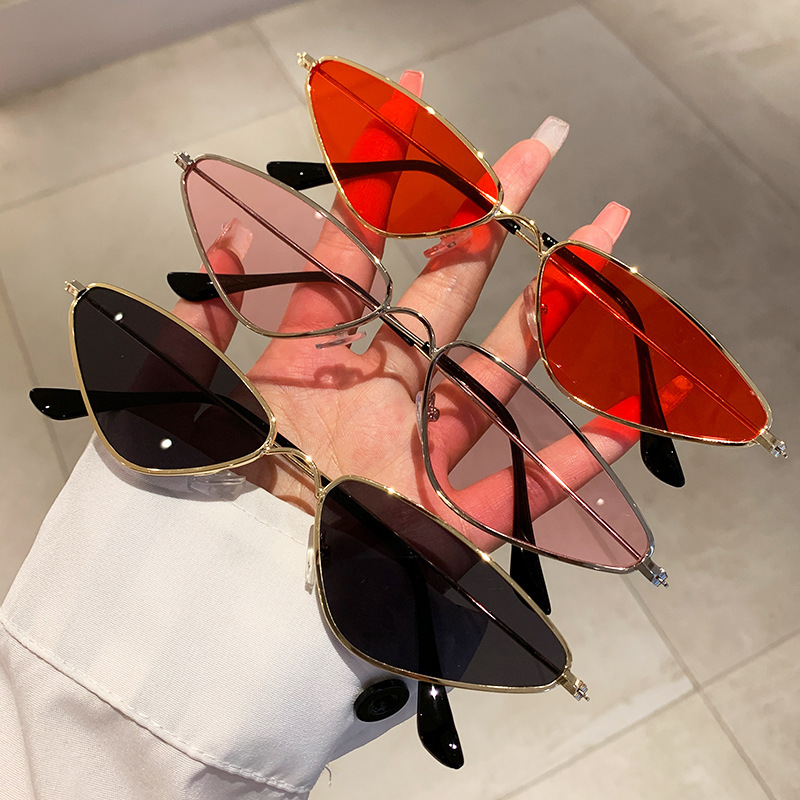نظارات شمسية جديدة بإطار صغير  - مراجعة Cycling Glasses وسعره