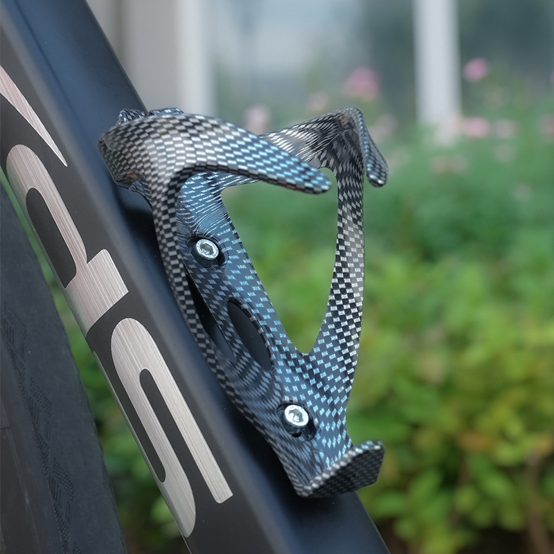 حامل زجاجة ماء للدراجات الجبلي - مراجعة Cycling Gear Holder وسعره