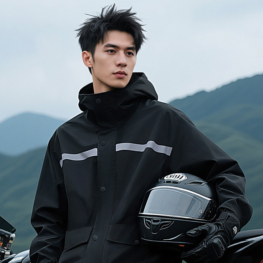 بدلة مطر مقاومة للماء مع شريط  - مراجعة Cycling Gear For Rain وسعره